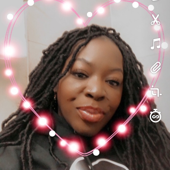 Meet your Posher, Tonakeisha - Picture 1 of 1